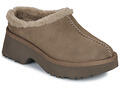 UGG Mamuszok W NEW HEIGHTS COZY CLOG Barna 42 - spartoo - 45 877 Ft