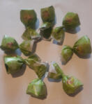  Pisztácia izű krémmel töltött függelék 1 kg