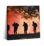 Wallfluent Fotó Vászonkép Canvas Stúdióba Könnyű Összeszerelés Katonák a harcmezőn 60x60 cm (010030010270000074618)