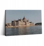 Wallfluent Fotótapéta Falra Irodába Parlament épülete Budapesten 30x20 (010030010150000075552)