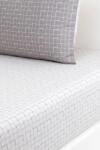 Lacoste cearșaf cu elastic din bumbac L BLOCK Greige 140 x 200 cm 99KK-PSU02E_09X (1057019)