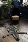 Doing Goods Вълнен килим Stripey Zebra L/152 x 109 cm (1.45.10.074.900.5)
