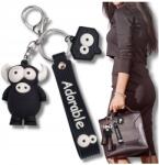 EdiBazzar Kulcstartó táskához, pénztárcához, övtáskához, fekete Bika (Urocza Zawieszka Byk Brelok Do Kluczy Torebki)