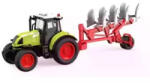  Hangot adó traktor ekével