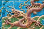 Dimex Vlies Fotótapéta - Dragon wall of Beihai - 375x250 cm (MS-5-1251)