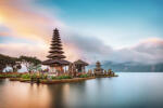 Dimex Vlies Fotótapéta - Ulun Danu Beratan - 375x250 cm (MS-5-1165)