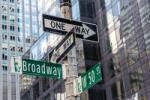 Dimex Vlies Fotótapéta - Brodway Street Sign - 375x250 cm (MS-5-2963)
