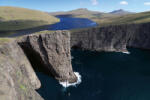 Dimex Vlies Fotótapéta - Lake over the cliff - 375x250 cm (MS-5-1694)