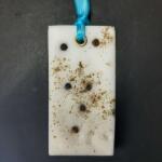 Candelis ANTIMOLII, Parfumant dulap haine - Cedru, Piper Negru, Cuisoare, Dreptunghi, 25g