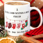 Deconline Crafts Egyedi neves karácsonyi bögre "Harisnyás család" 330 ml kerámia Full HD (DO129202-CERAMIC-MUG)
