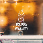 Deconline Crafts XL Karácsonyi ablakmatrica "boldog akármit - Grincs" 30 cm fehér (DO11006-WH)