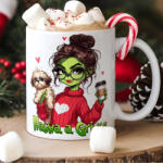 Deconline Crafts Egyedi feliratos karácsonyi bögre "Grincs lány kutyával" pufi hatású (do129214-CERAMIC-MUG)