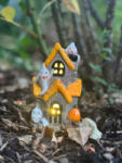QX-IMP LED világítású kerámia Szellemkastély - Halloween dekor, 13 cm (136225)