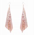 Kokonet Fülbevaló rózsaszín arany réz lógós könnyű hosszúkás látványos csoda (3-0569)