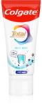 Colgate Total Junior Active Prevention Mild Mint fogkrém a szájüreg és fogak alapos tisztítására gyermekeknek 50 ml