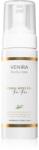 Venira Intimate Washing Foam миеща пяна за интимна хигиена с аромат Tea Tree 150ml