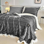 Jojo Home Patura cocolino cu blanita alba 200x230cm, cu fermoar, doua fete de perna 50x70cm, gri inchis- F132 (F132) Patura