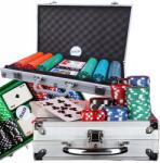 Póker Készlet póker Zsetonok Kártyák 300 zseton szett Bőrönd chips Játék