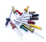  EcoPop nyitott D-fejű popszegecs 3, 2x8 alu/acél RAL8003 (agyagbarna) (15977032000801258003)