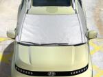 Hyundai Inster szélvédőtakaró 2024-től, gyári szélvédőtakaró, fagyvédő, hővédő