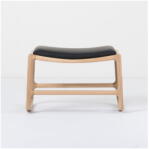 Gazzda Dedo tömör tölgyfa ülőke, fekete bivalybőr ülőkével - Gazzda