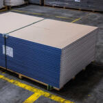 Rigips RFI Blue Acoustic Hanggátló tűzgátló impregnált gipszkarton 12, 5x1200x2000 mm 2, 4m2/tábla (5200662458)