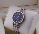 QUARTZ Ceas stil britanic, pe negru Ceas