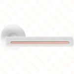 Metal-Bud ELEGANZA/ELEGANT ajtókilincs kerek talpú R - 6mm-es talpú FIT fehér díszbetét réz színű PZ (65-MB-VELEOFIRBM-52)