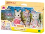 EPOCH Sylvanian Families, Printese cu tinute inflorate, set de figurine, 5809 Figurina