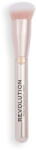 Revolution Arcpirosító ecset R8 (Create Angled Foundation Brush)