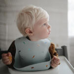 mushie Hajlékony szilikon előke - kicsi kocsi