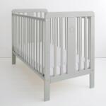 Woodies Safe Dreams Patut din lemn pentru bebe, inaltime saltea reglabila, star baby gri 120x60 cm