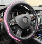 Autolife Műbőr kormányvédő 38cm fekete-pink 203-8P (203-8P) - autolife