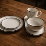  Set vesela 17 piese, pentru 4 persoane, Ceramica, design modern, culoare Alb cu margine argintie Serviciu de masa
