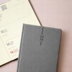 Evena Zsebnaptár 2026 A6 Heti Jegyzetfüzet Könyvjelző Pasztell Térkép (KALENDARZ A6)