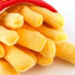 P. L. A. Y Kutya játék P. L. A. Y. Mini sült krumpli