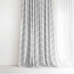 Goldea pamut függöny - fehér cikkcakk szürkén 240x150 cm