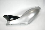 Kymco Super 9 bal oldali burkolat (ezüst N8B) Kymco Vázak, idomok, kiegészítők Idomok, burkolat elemek
