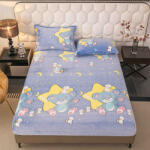 Jojo Home Husa de Pat Cocolino cu Elastic si 2 Fete de Perna 50x70cm, 180x200cm, Albastra cu Ursuleti-D163 (D163)