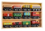 Kruzzel Set de tren magnetic din lemn pentru copii - 12 piese + raft (00023522) Trenulet