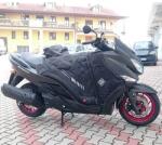 Tucano Urbano lábtakaró Suzuki 400 Burgman 2017-től (R188PRO) (Termoscud) (S. G. A. S. Anti-flap rendszer) TUCANO URBANO Vázak, idomok, kiegészítők Járműtakarók és lábvédők