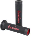 Domino A010 markolatborítás motorkerékpárhoz, fekete-piros, nyitott végű, 120-125 mm (pár) Domino Bicikli alkatrészek Kerékpár alkatrészek Kerékpár kormányszalagok és markolatok