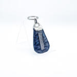 Amnisu sötétszürke párducmintás swarovski köves bőr kulcstartó h8022