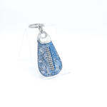 Amnisu kék virágmintás swarovski köves bőr kulcstartó h6017