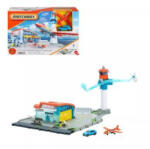Mattel Repülőtér és Légi Irányítóközpont Audi e-tron kisautóval (258543)