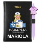 FunnyCase Naptár 2026 A5 Fekete Toll Ajándék Ápolónőnek A Legjobb Név (KALENDARZ CZARNY NAJLEPSZA IMIĘ)