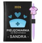 FunnyCase Naptár 2026 Fekete Golyóstoll Ajándék Ápolónőnek Név Mindentől (KALENDARZ CZARNY IMIĘ OD WSZYSTKIEGO)
