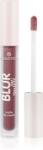 essence Blur Soufflé mattító folyékony rúzs árnyalat 03 Hot Offline 3.6 ml