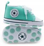  Csecsemő Cipő 18-as méret 0-6m