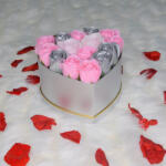 Aranjamente florale - Aranjament floral Intimissimo cutie inima cu 15 trandafiri sapun Aranjament floral